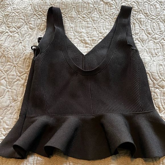 Alexander McQueen Black Ribbed Knit Sleeveless V-Neck Peplum Top Size M - Picture 3 of 6